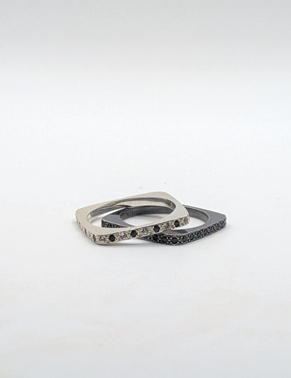 "Yaya" Sterling Silver Ring with Sapphires